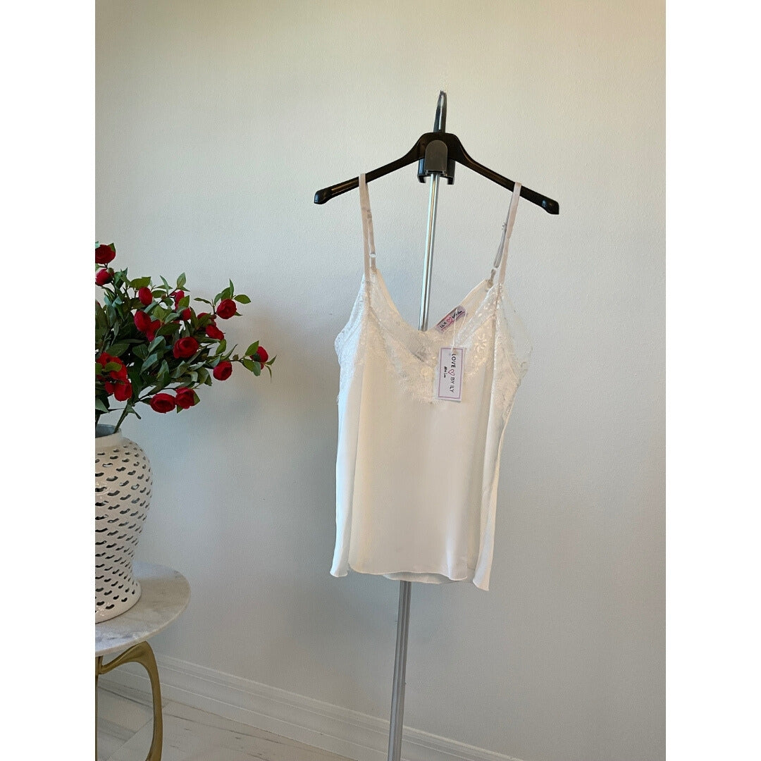 Carol Italian Lace Top - Love by ILY