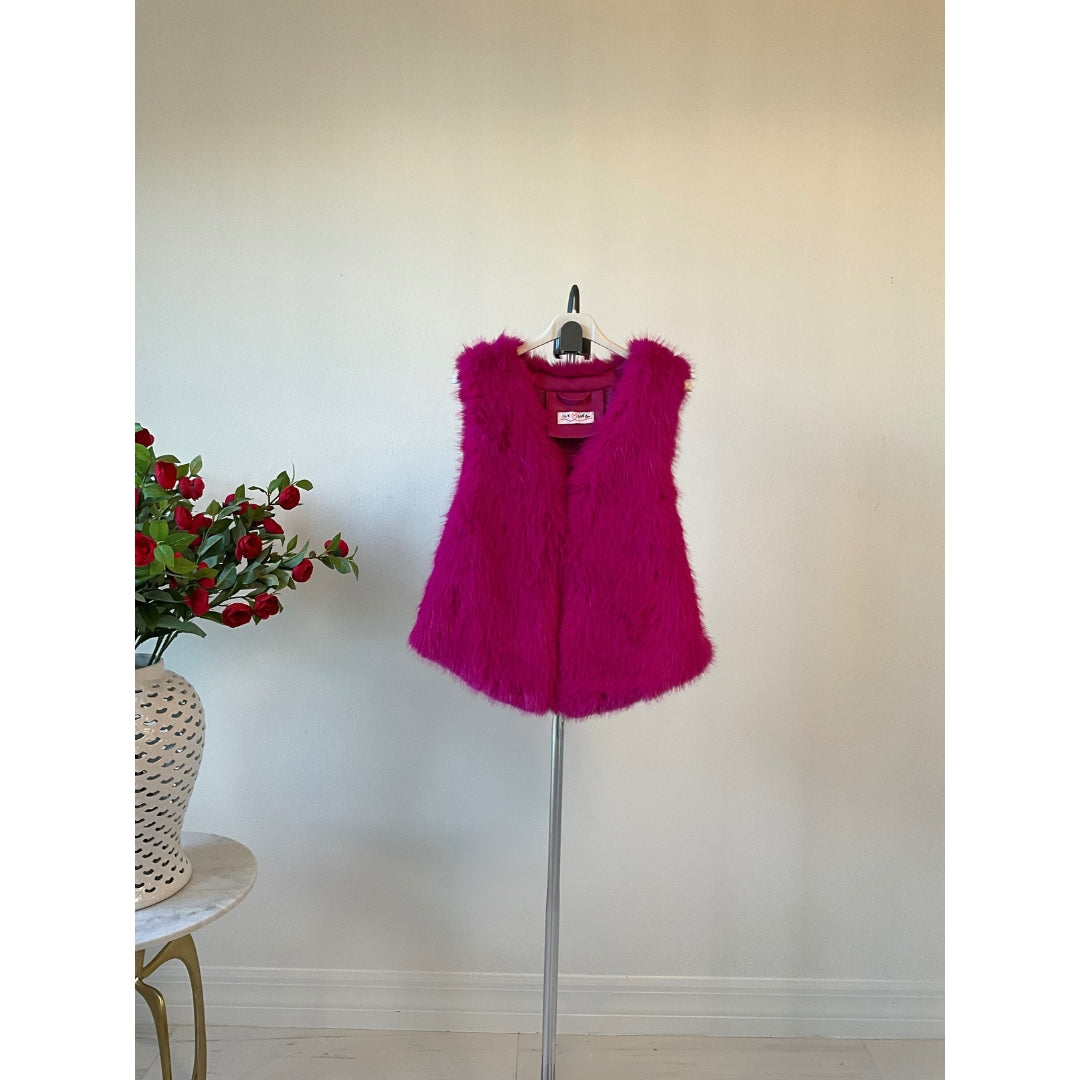 Fluff Vest - Love by ILY