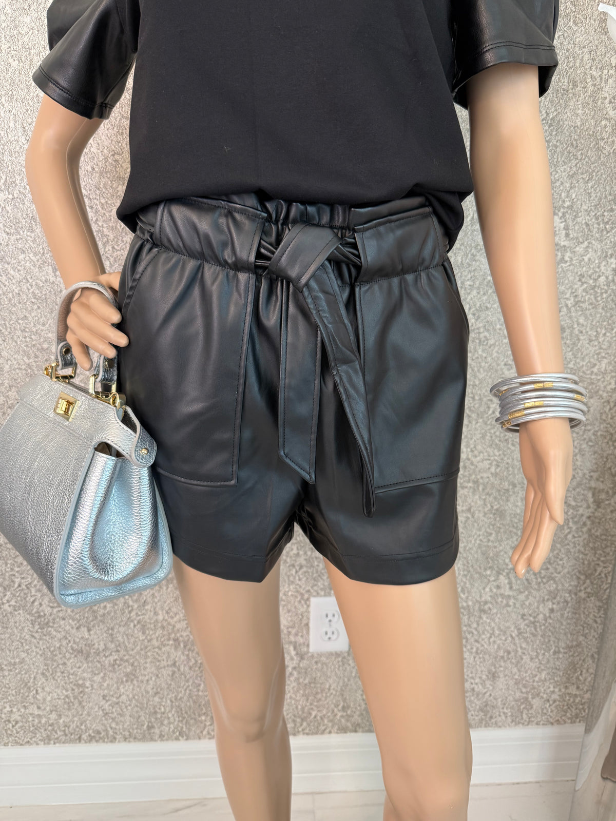 Juliana Shorts - Love by ILY